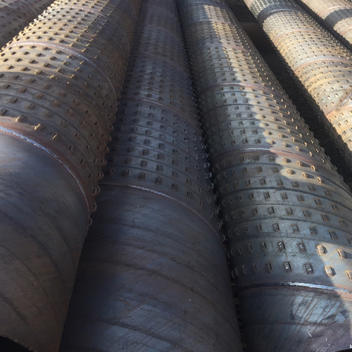 广西孔式滤水管的材质选择